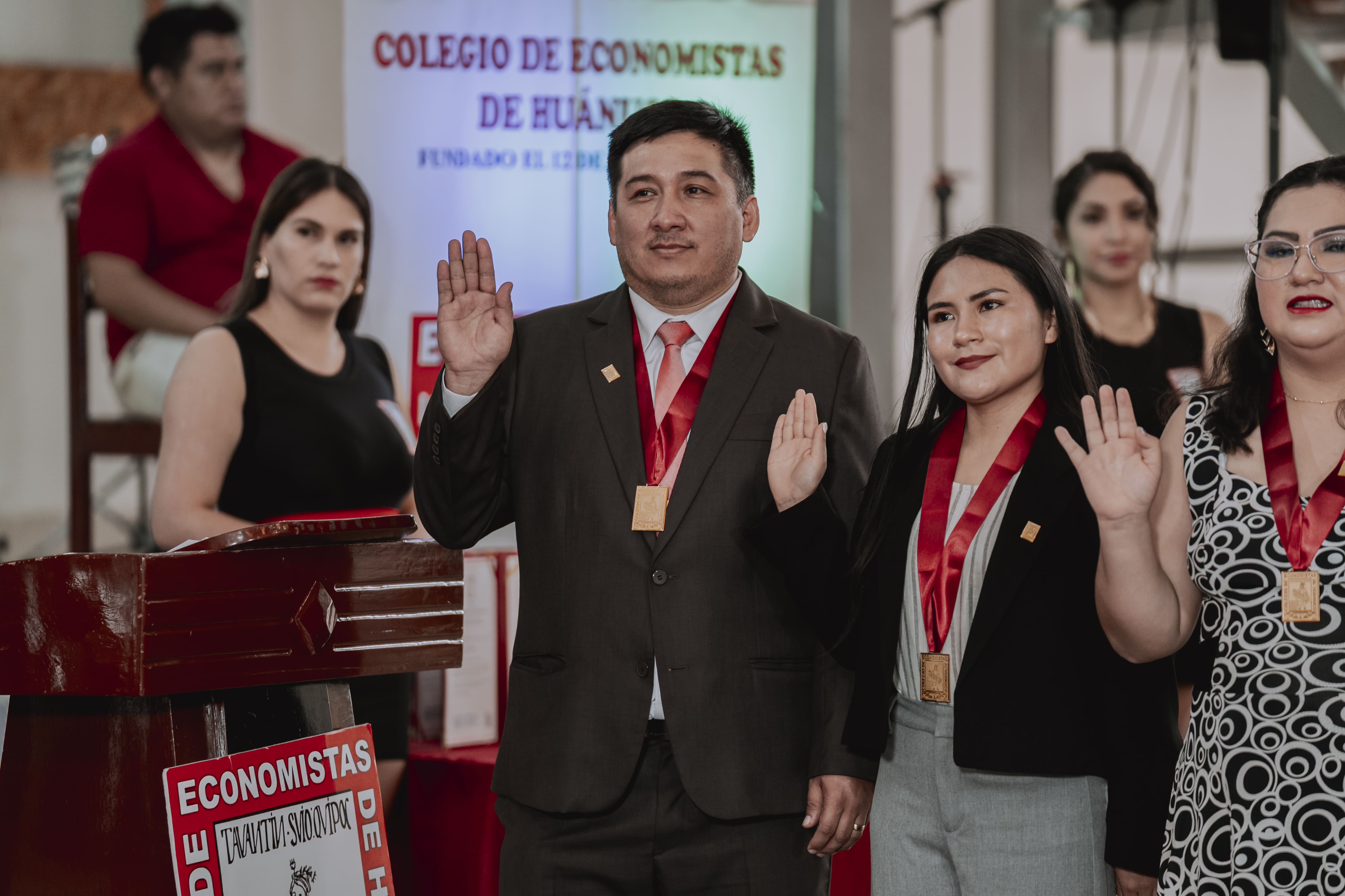 CEREMONIA DE JURAMENTACIÓN DE NUEVOS COLEGIADOS